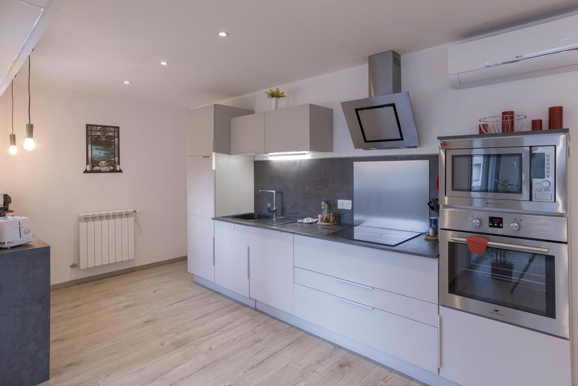 "Casa Nonna" - 16 Mn A Pied Du Palais, Parking Prive, Clim, Ascenseur Apartment Кан Екстериор снимка